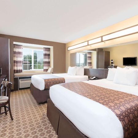 Microtel Inn & Suites By Wyndham Dickinson Zewnętrze zdjęcie