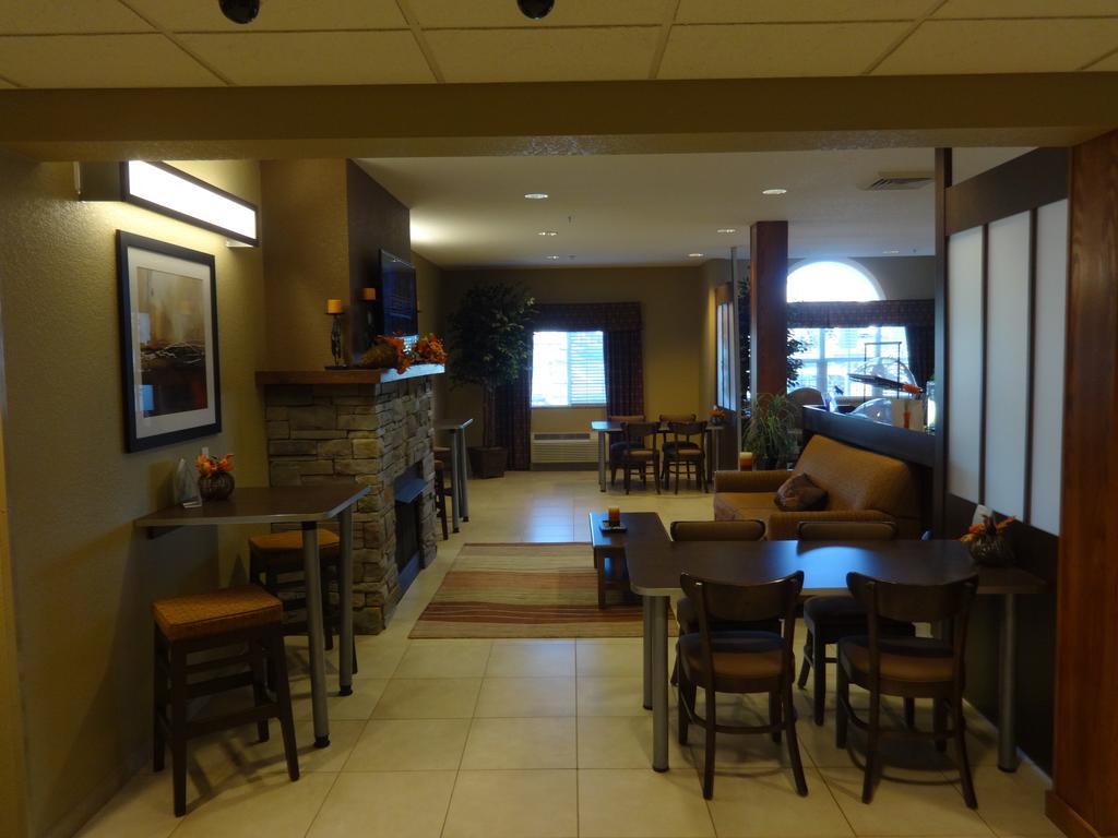Microtel Inn & Suites By Wyndham Dickinson Zewnętrze zdjęcie